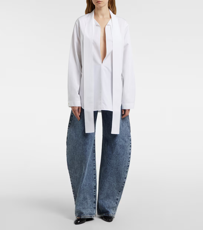 Šátek, Alaïa, MyTheresa, € 1,100