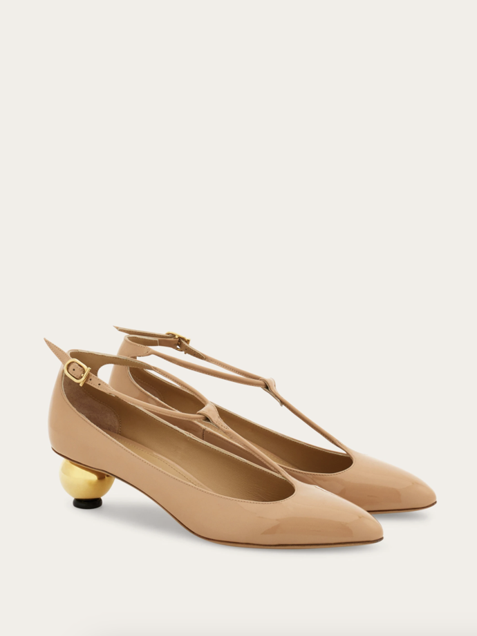  T-bar boty na podpatku, Ferragamo, 980 eur