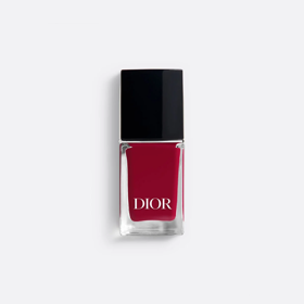 Lak na nehty odstín Nuit 1947 DIOR, Dior Vernis, Notino, 730 Kč Lak na nehty odstín Nuit 1947 DIOR, Dior Vernis, Notino, 730 Kč
