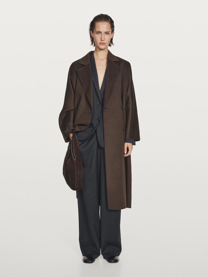 Slouchy hnědý kabát, Massimo Dutti, 7 999 Kč  