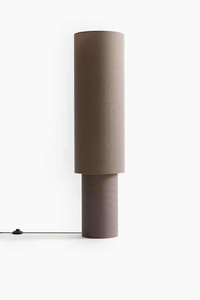 Stojací lampa, H&M, 2 399 Kč