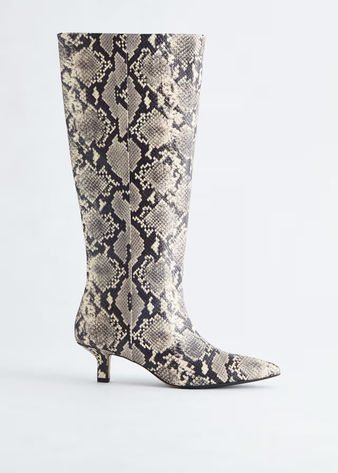 Snakeskin lehké kozačky, &Other stories, 279 Eur  