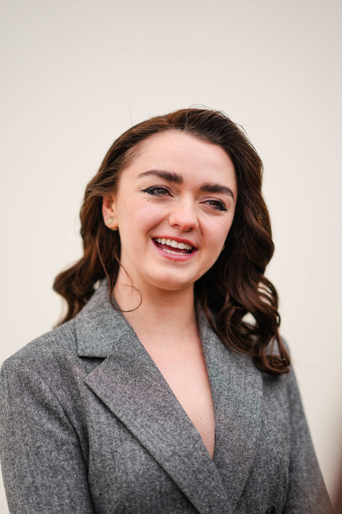  Maisie Williams