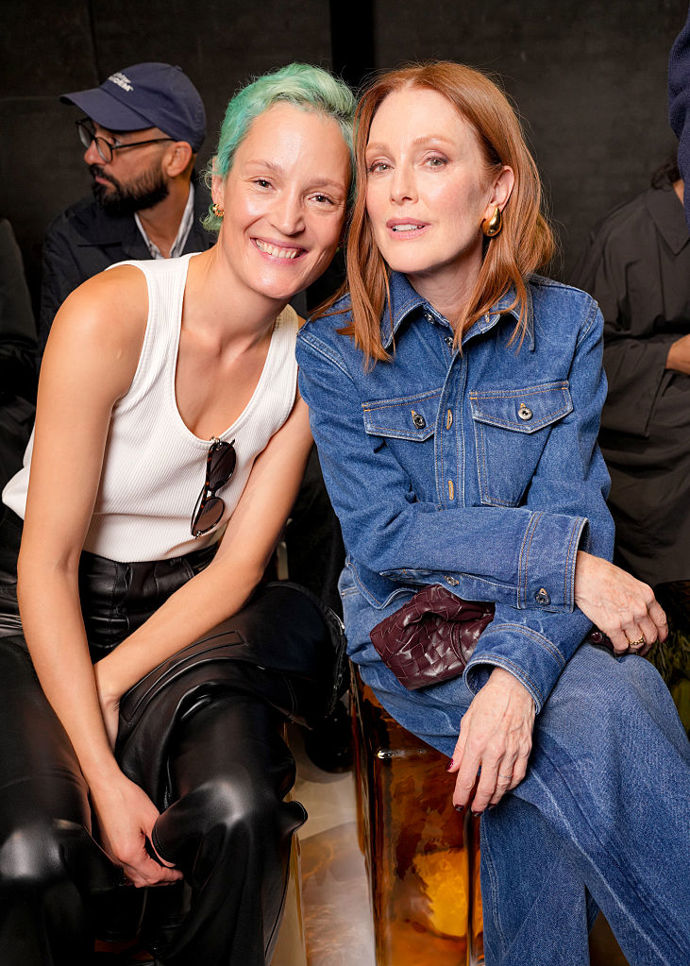 Vicky Krieps, Julianne Moore