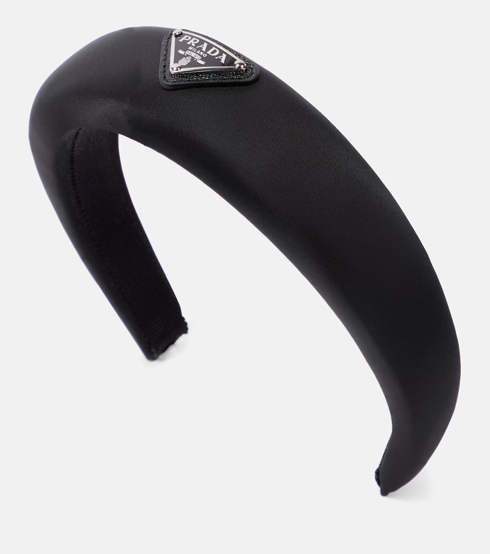Čelenka, Prada, MyTheresa, € 400