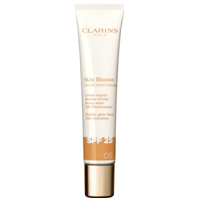 Clarins Skin Illusion Tinted Moisturizer SPF 25, v parfumeriích, 1 210 Kč