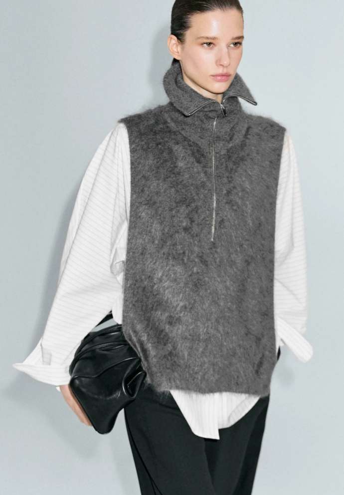 Nákrčník, Massimo Dutti, 3 299 Kč