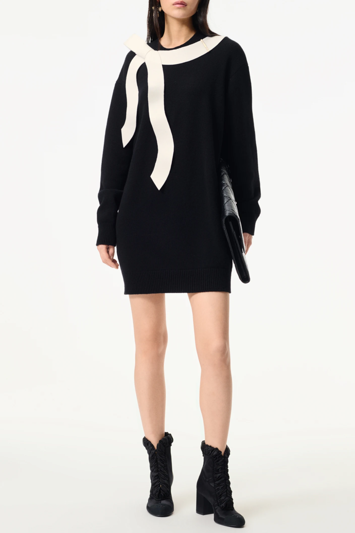 Šaty, Chanel, $4,950