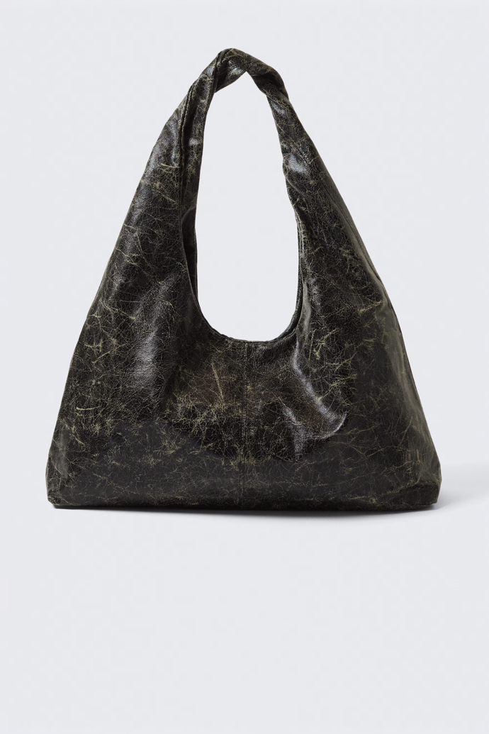 Kožená distressed kabelka, Weekday, 59 Eur 