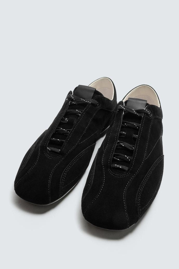 Černé semišové tenisky, Zara, 1 499 Kč 