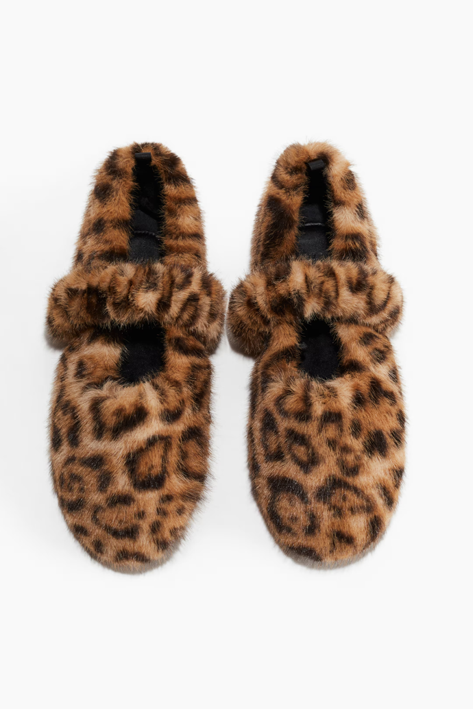 Huňaté bačkory, H&M, 479 Kč