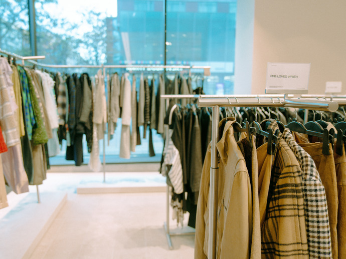 H&M v paláci Anděl a Pre-loved koncept