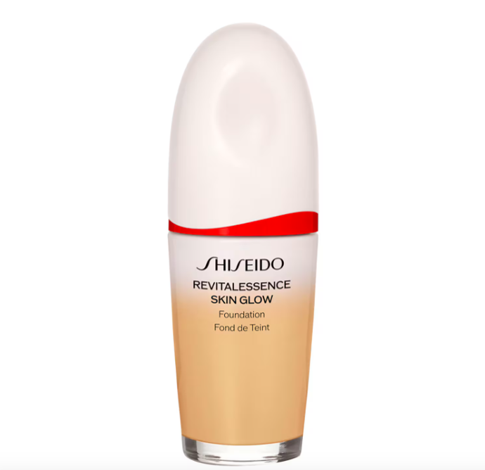  Rozjasňující lehký make-up Revitalessence Skin Glow, Shiseido, 1 590 Kč