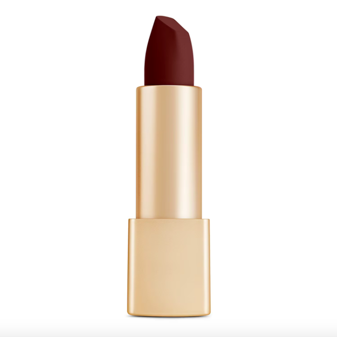  Unlocked Soft Matte Lipstick, odstín Currant, Hourglass, prodává Sephora, 1 120 Kč 