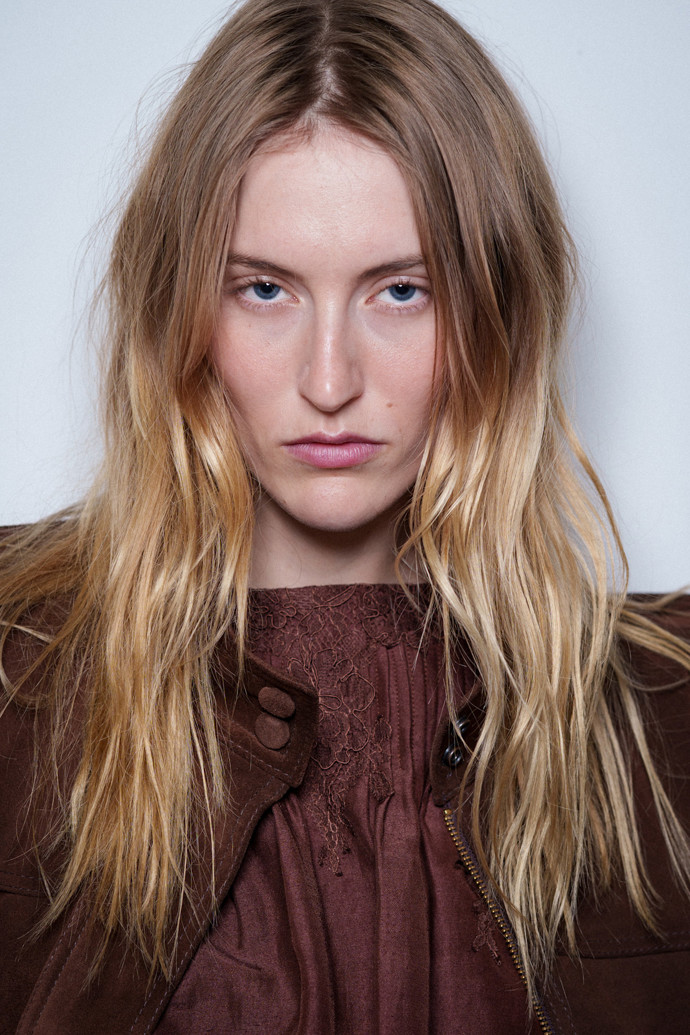  Brassy hair inspirace z přehlídek