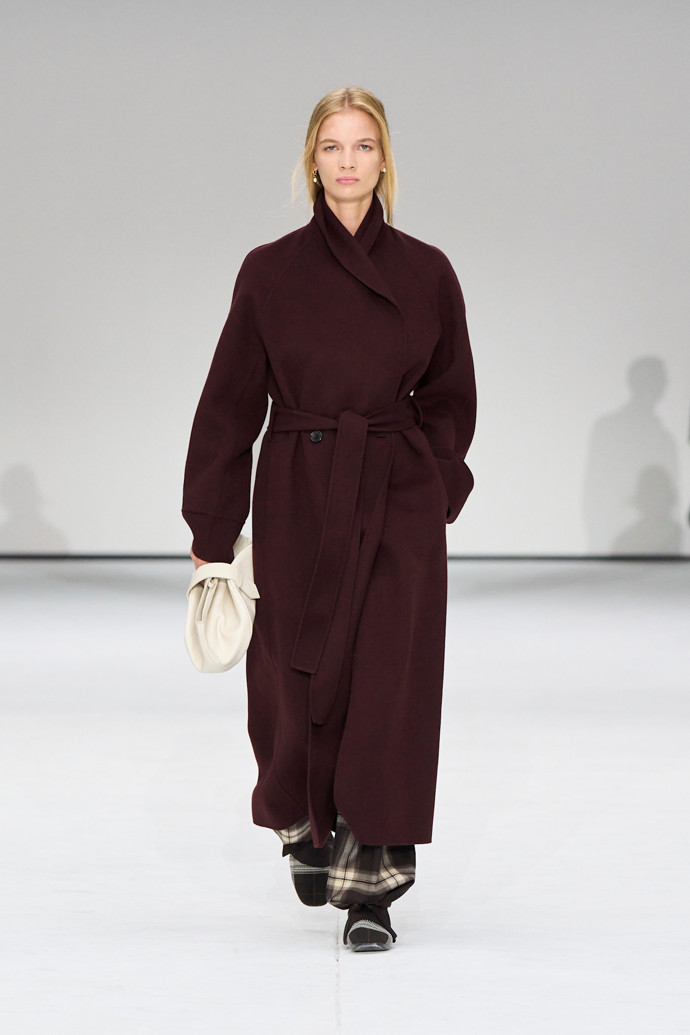 COS FW25
