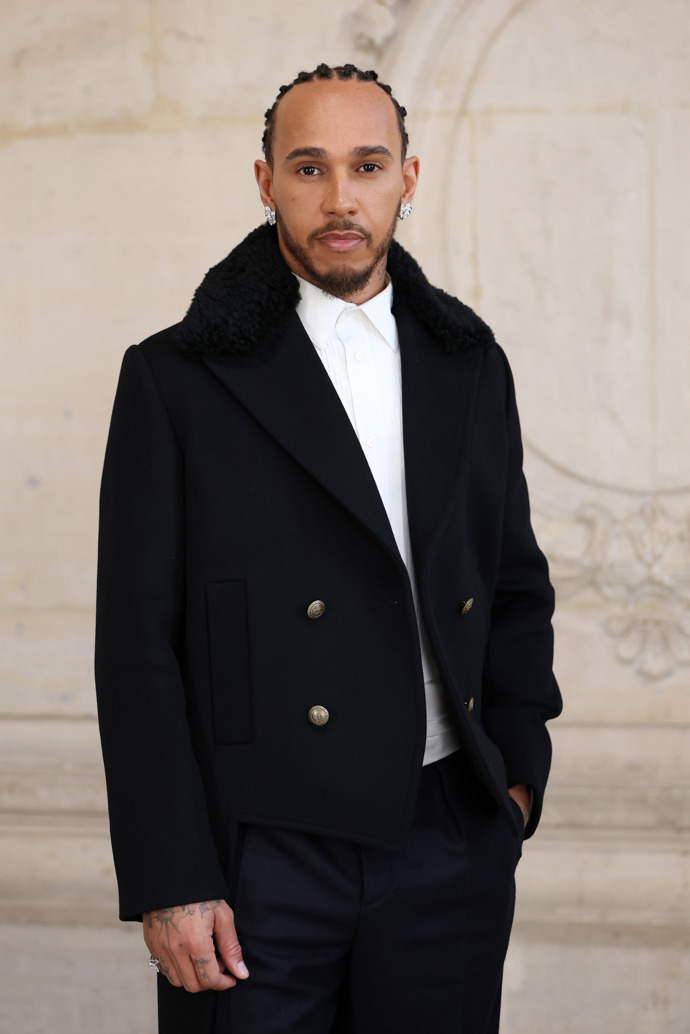 Lewis Hamilton na Paris Fashion Week Men’s 2026