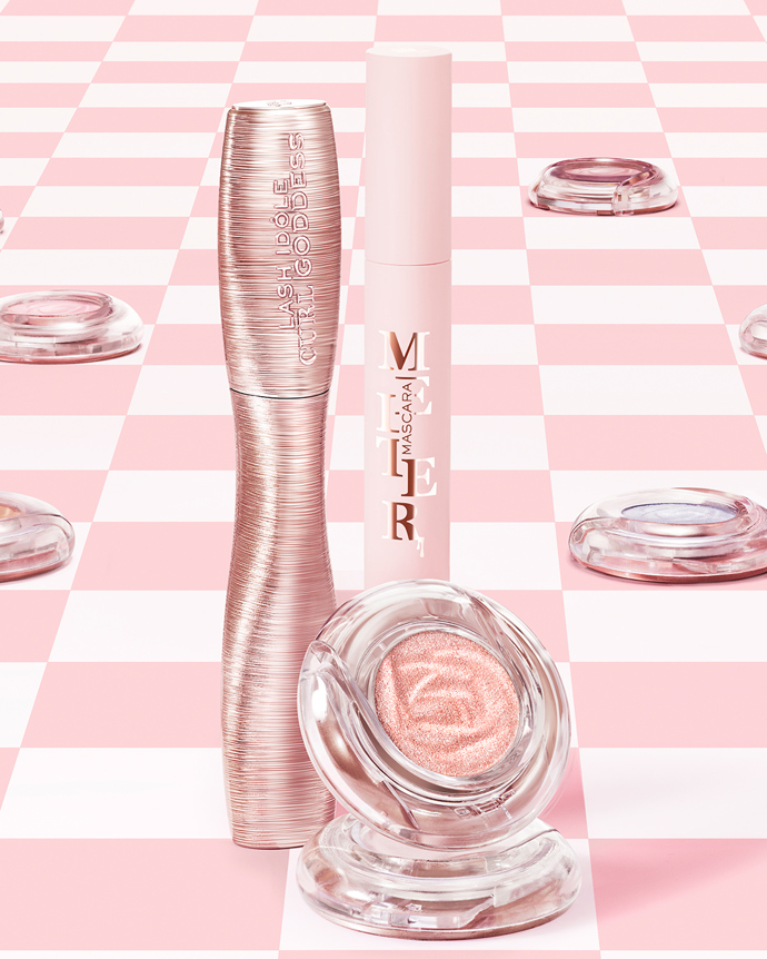  Řasenka Lash Idôle Curl Goddess, mono stíny Idôle Goddess Dimension, odličovač Mascara Melter, Lancôme