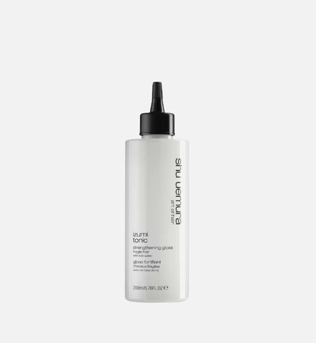 Posilující vlasové tonikum Izumi Tonic, Shu Uemura, prodává Douglas.cz, 1 740 Kč Posilující vlasové tonikum Izumi Tonic, Shu Uemura, prodává Douglas.cz, 1 740 Kč