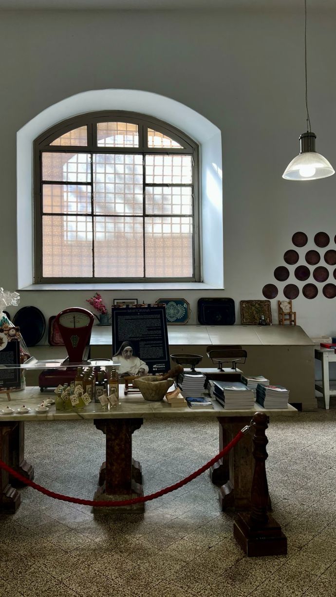 I Segreti del Chiostro, Palermo