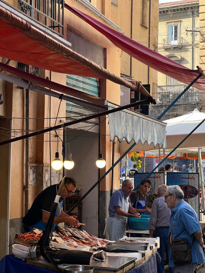 Trh, Palermo