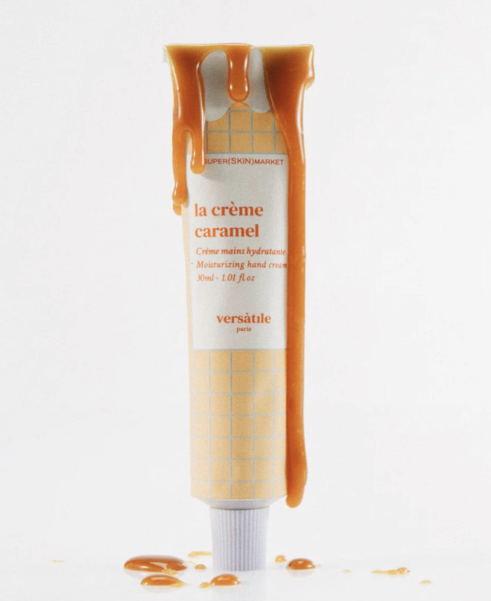  Krém na ruce La Creme Caramel, Versatile Paris, prodává Creammy.cz, 390 Kč