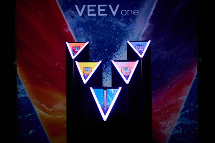 Patrik Plates x Veev One