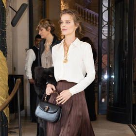  Eva Herzigova na přehlídce Gucci