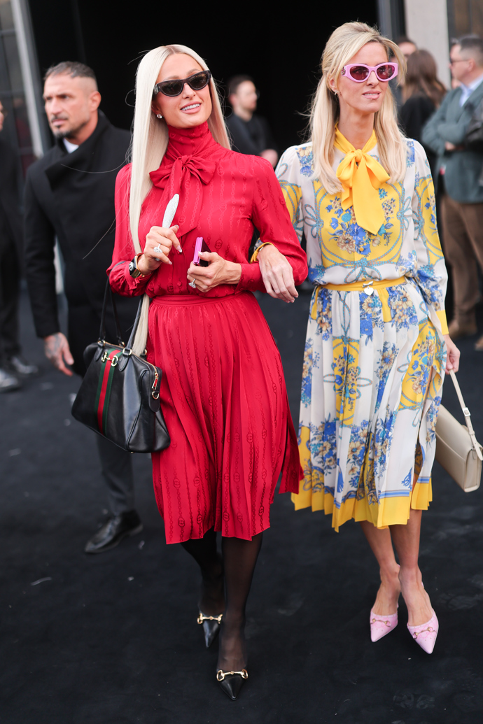  Paris a Nicky Hiltonovy na přehlídce Gucci