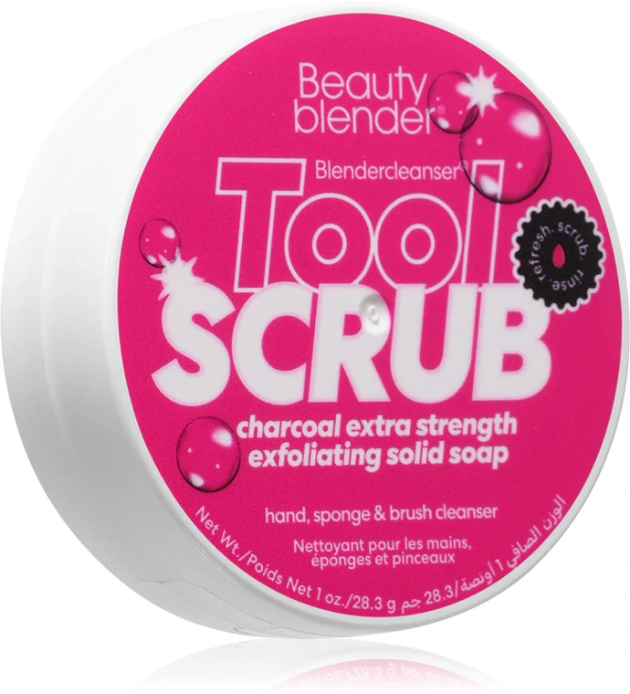  Tuhý čistič na make-up houbičky a štětce Tool Scrub Charcoal, Beautyblender, prodává Notino, 409 Kč