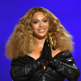 Beyoncé ve skin-tone hair Beyoncé ve skin-tone hair