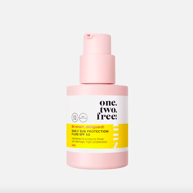  Daily Sun Protection Fluid SPF 50, one.two.free!, prodává Douglas, 599 Kč