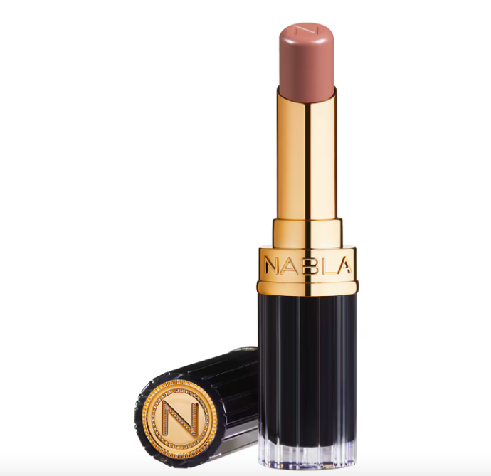  Beyond Jelly Lipstick, Nabla, prodává Sephora, 630 Kč