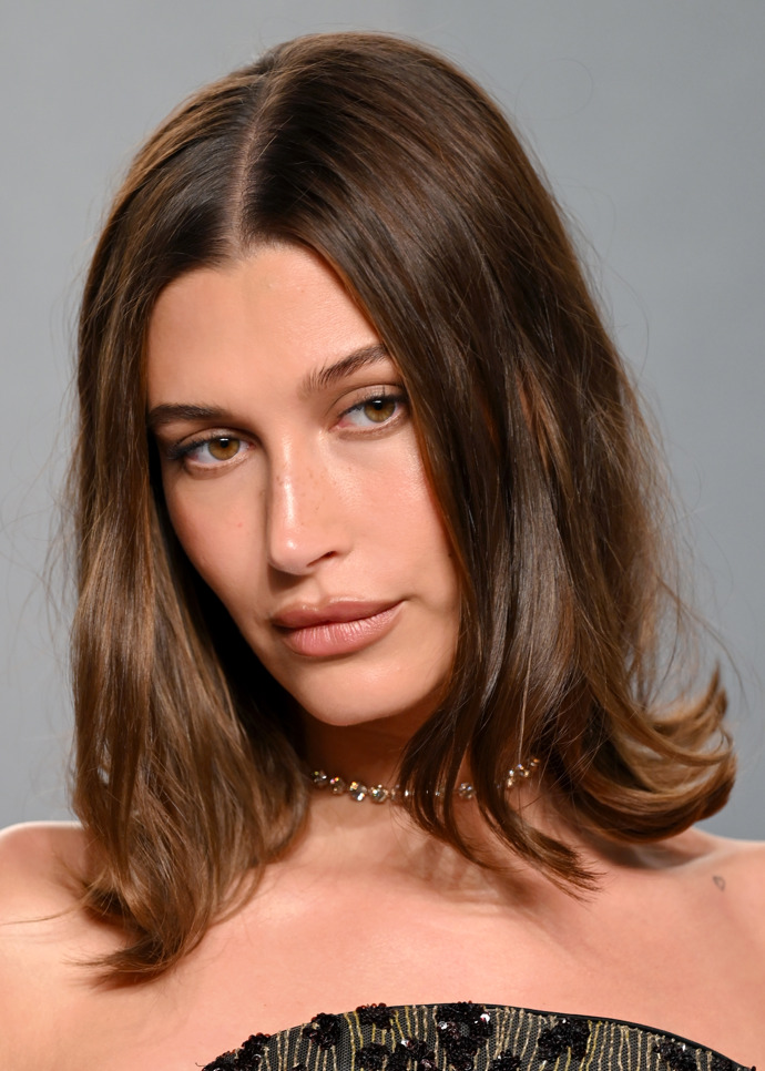  Hailey Bieber