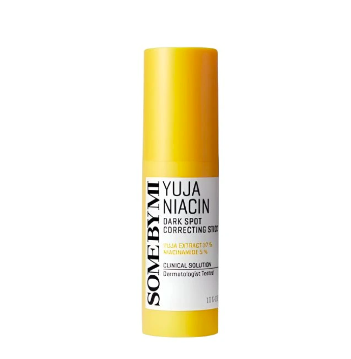  Rozjasňující sérum v tyčince Yuja Niacin Dark Spot Correcting stick, Some By Mi, prodává Kocosbeauty.cz, 585 Kč