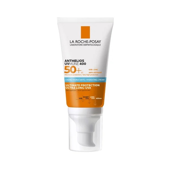 EvropaKlasiku z lékárny zastupuje La Roche-Posay Anthelios UVmune 400 hydratační krém SPF50+ (489 Kč, Dr.Max), který poskytuje velmi vysokou ochranu proti UVA/UVB záření a nedráždí oči, takže funguje i těsně kolem víček.