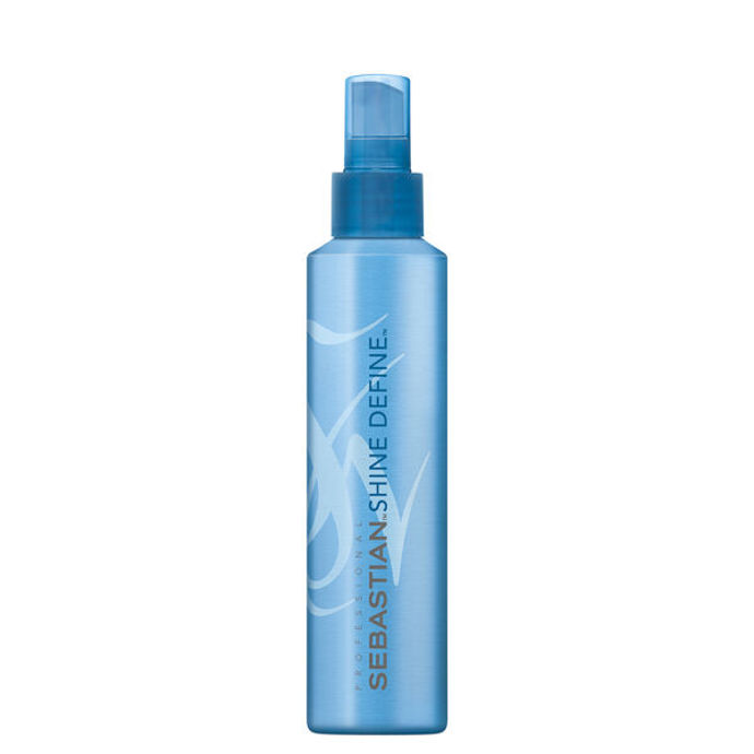 Shine Define (Sebastian Professional) – lehký lak dodává zrcadlový lesk a saténovou hebkost, ideální pro sleek bun i wet look. Hebe, 739 Kč