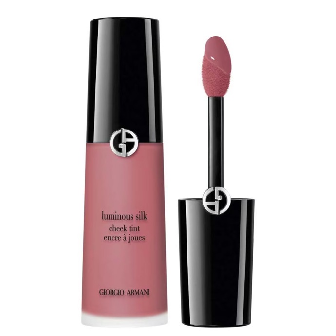 Giorgio Armani Luminous Silk Cheek Tint, prodává Douglas, 1 599 Kč