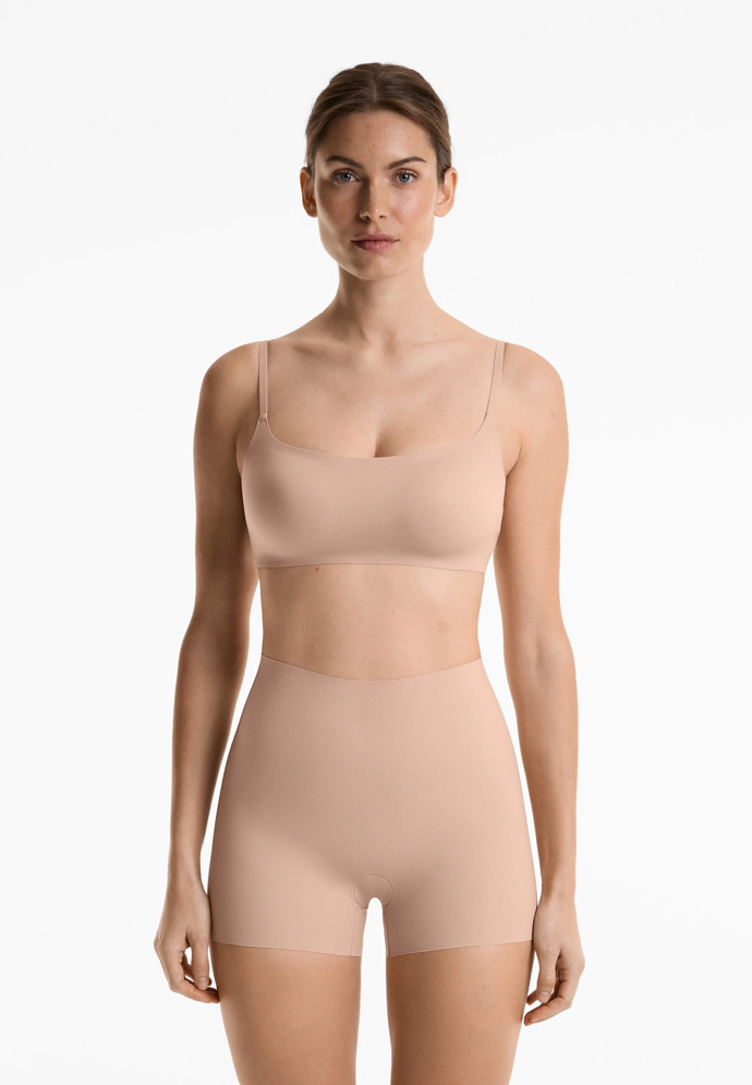 Shorts, Oysho, Zalando, 699 Kč Shorts, Oysho, Zalando, 699 Kč