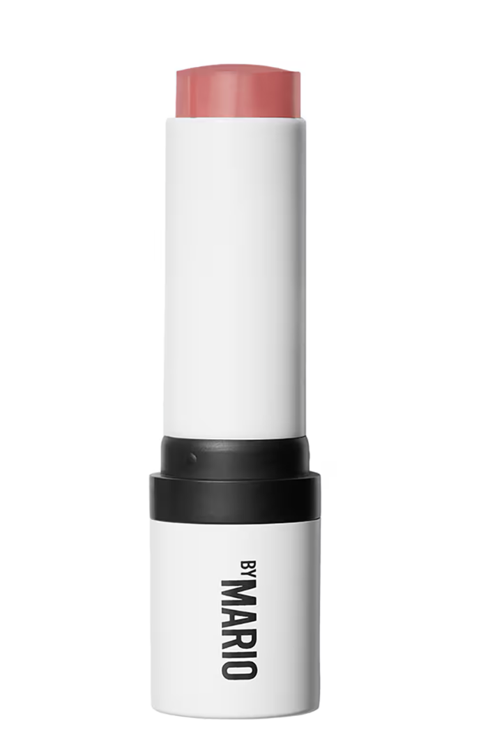 Makeup by Mario Soft Pop Blush Stick, odstín Pale Petal, 10,5 g, 970 Kč, prodává Sephora.