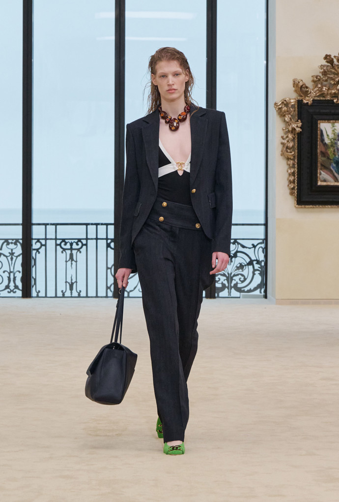 Chanel Resort