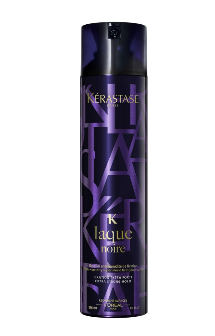 Kérastase Styling K Laque Noire, lak na vlasy, 300 ml, 1 149 Kč, prodává Douglas.