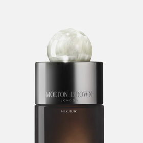 Molton Brown Milk Musk parfémová voda, 100 ml, 4 250 Kč, prodává Douglas.
