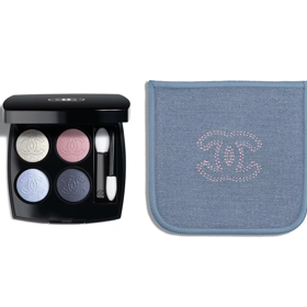 Chanel Les 4 Ombres Denim Dream, multiefektní oční stíny, odstín 19 Denim Dream, 2 250 Kč, prodává Chanel.com Chanel Les 4 Ombres Denim Dream, multiefektní oční stíny, odstín 19 Denim Dream, 2 250 Kč, prodává Chanel.com