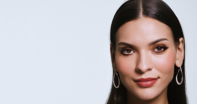 Make-up bez štětců a zbytečných pravidel? We’re listening Make-up bez štětců a zbytečných pravidel? We’re listening