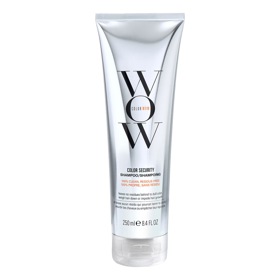 Color Wow Color Security Shampoo, 250 ml, 590 Kč, prodává Sephora. Color Wow Color Security Shampoo, 250 ml, 590 Kč, prodává Sephora.