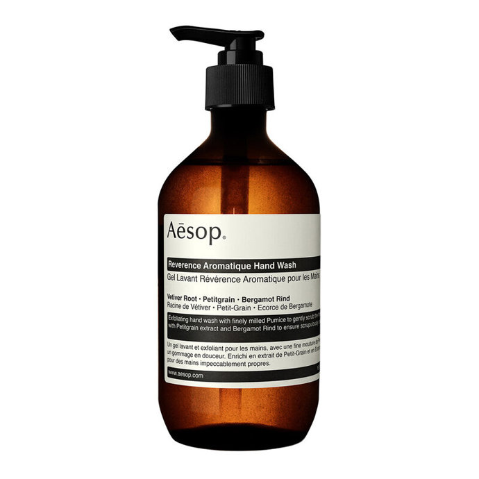 Aesop Reverence Aromatique Hand Wash, 500 ml, 980 Kč, prodává Ingredients-store.com.