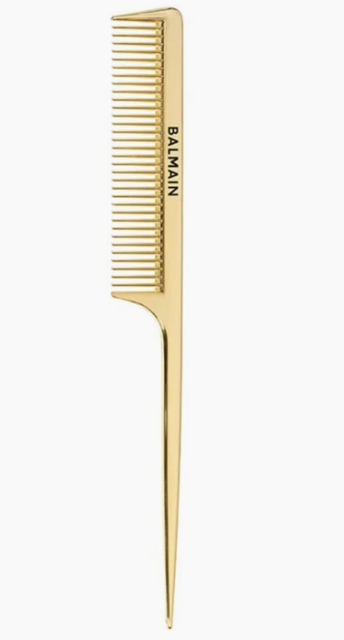 Balmain 14K Gold Plated Tail Comb, €56, prodává balmainhair.com.