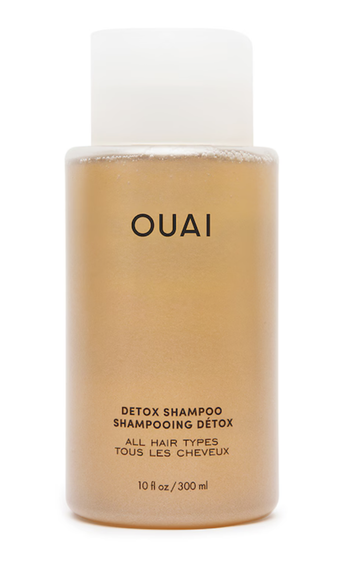 OUAI Detox Shampoo – Detoxikační šampon, 300 ml, 890 Kč, prodává Sephora.