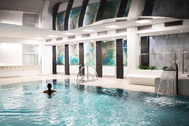 Nechte se unést kouzlem Karlových Varů v legendárním hotelu Thermal Nechte se unést kouzlem Karlových Varů v legendárním hotelu Thermal